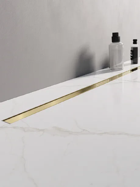 Odwodnienie liniowe Visio Slim Gold Shine, z rusztem polerowanym w kolorze złota